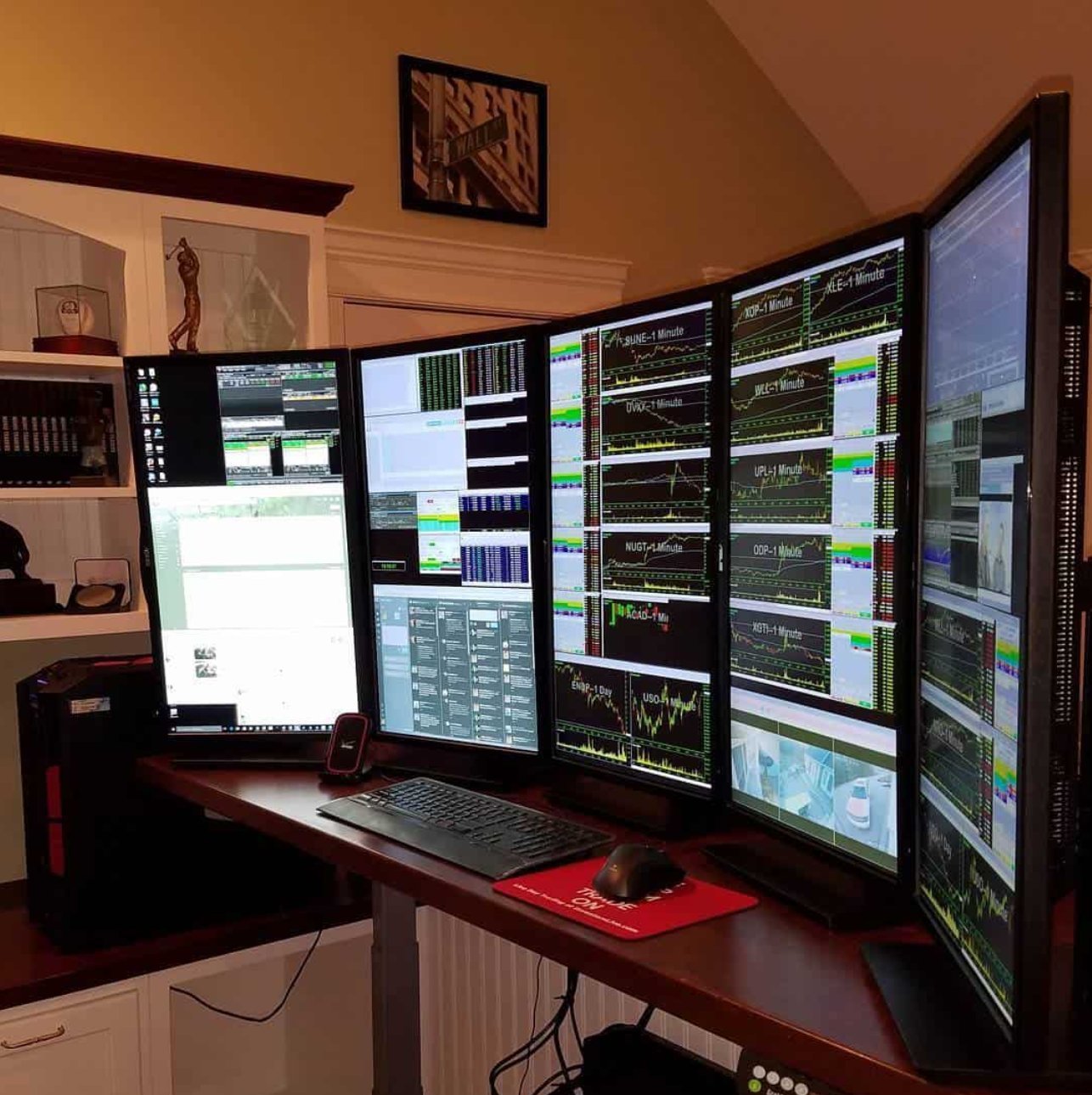 How many of yall are rocking the  4-5 Vertical Monitor type trading setup? Seems really popular amongst many pro traders;  Been thinking about trying it out mys...