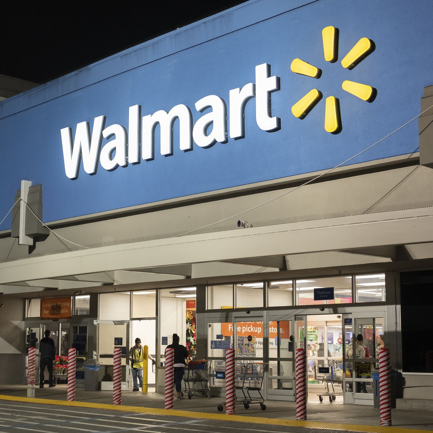 Walmart CEO says shoppers are being more selective as they deal with inflation