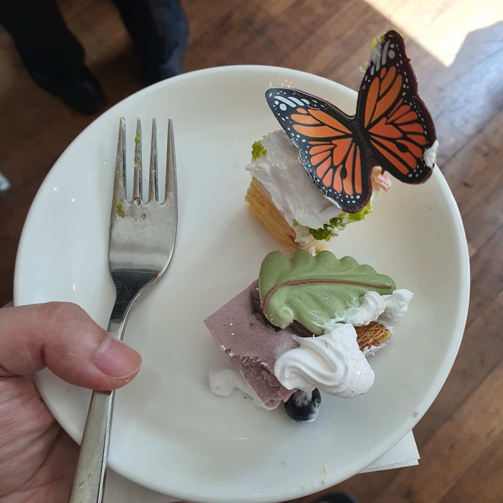 cakes for dessert