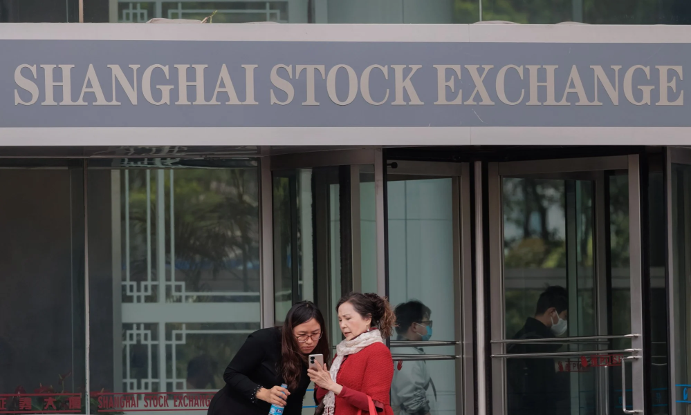 Summary of this week: China’s onshore stocks rise to one-month high as increasing turnover and policy support for chip sector boost risk appetite