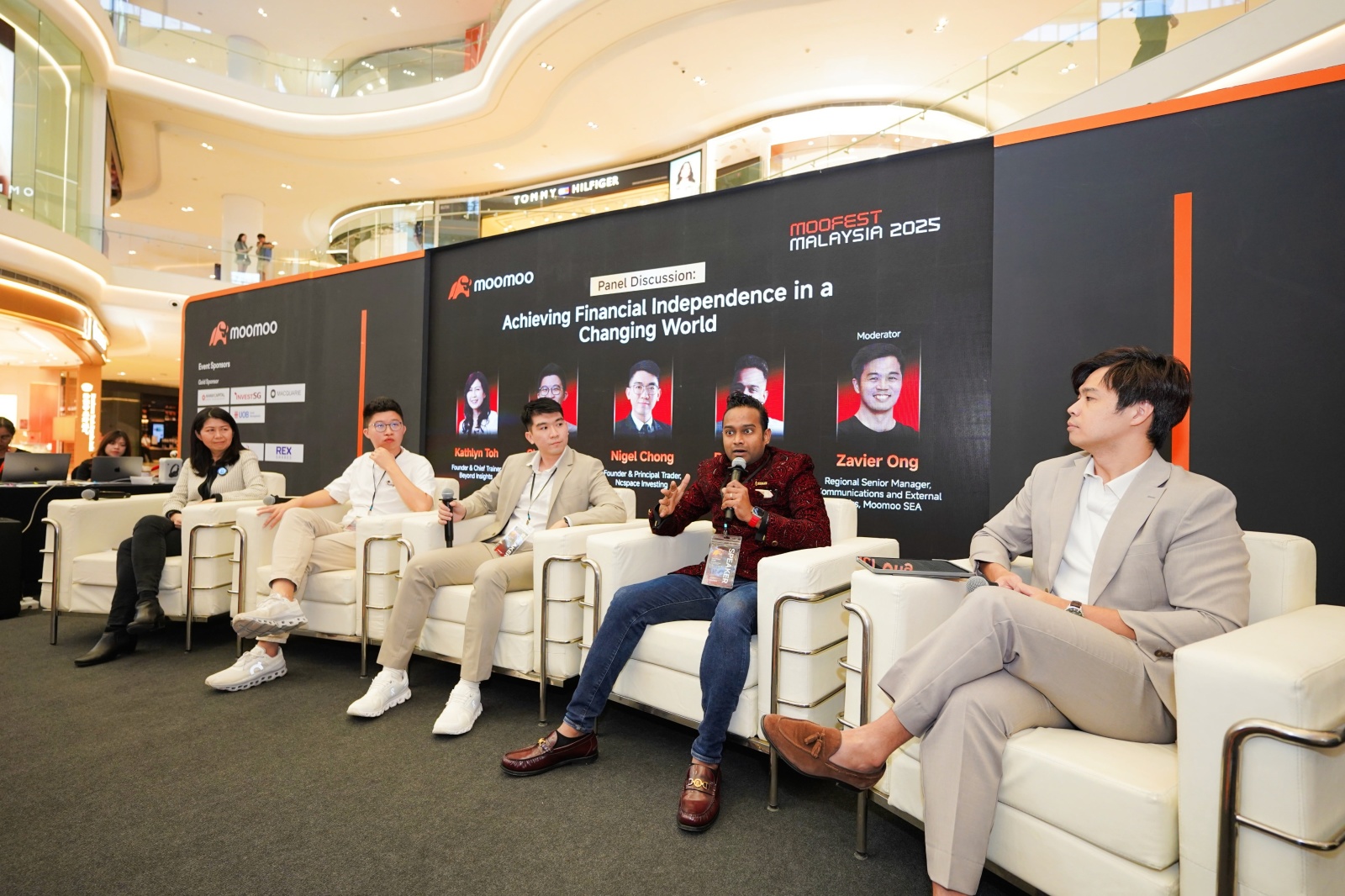 为投资者提供构建首个100万令吉投资组合的实用技巧与见解。
