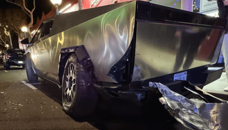 You won’t believe the repair cost of this Tesla Cybertruck after a crash with a compact sedan