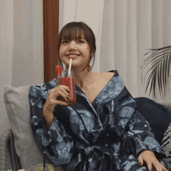 Labubu needs Lisa to hype it up again