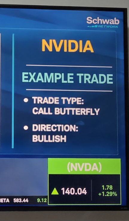 Bullish strategy, call 🦋 debit at 230 to 250. Max loss is the debit that you pay. Max profit is at 450 to 470. Nvda stock price must move to 145, which is  at the top of the tent of the graph.