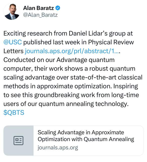 Scaling Advantage in Approximate Optimization with Quantum Annealing