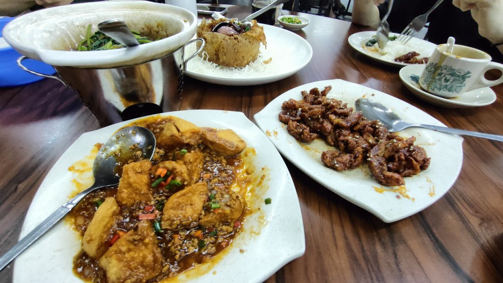 今天的第 1 筆工錢，先吃飯去