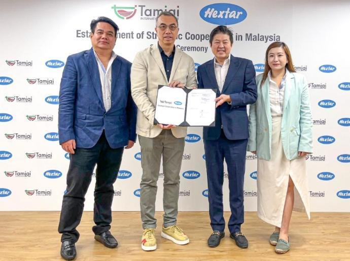 大資零售與譚仔國際策略合作;左起爲武義友、劉達民、王子銘及黃維卡。