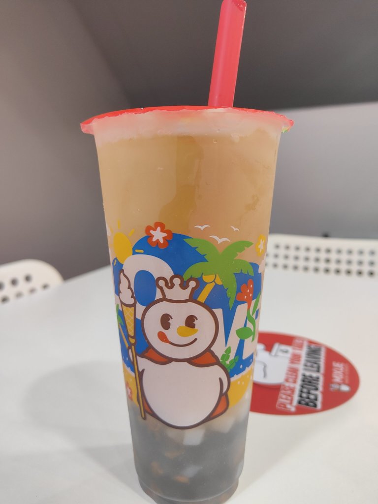 Netizens advised me to engage in arbitrage by purchasing Mixue shares.