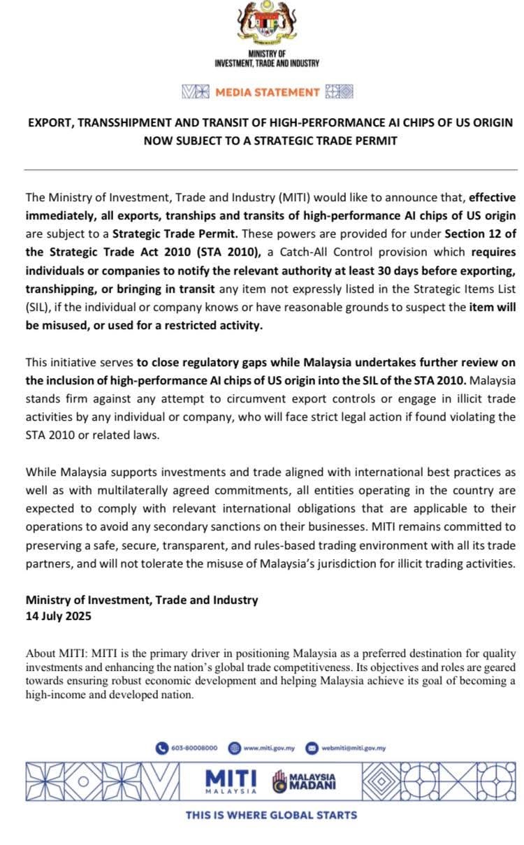$NATGATE (0270.MY)$ 马来西亚在帮助美国阻止先进人工智慧晶片流入中国方面发挥更大的作用。 马来西亚投资、贸易及工业部周一宣布,对美国产人工智慧晶片的出口实施新的限制措施。个人和企业在出口或转运美国人工智慧晶片时,必须至少提前30天通知马来西亚当局,该规定立即生效。 在马来西亚拥有庞大AI伺服器产能...