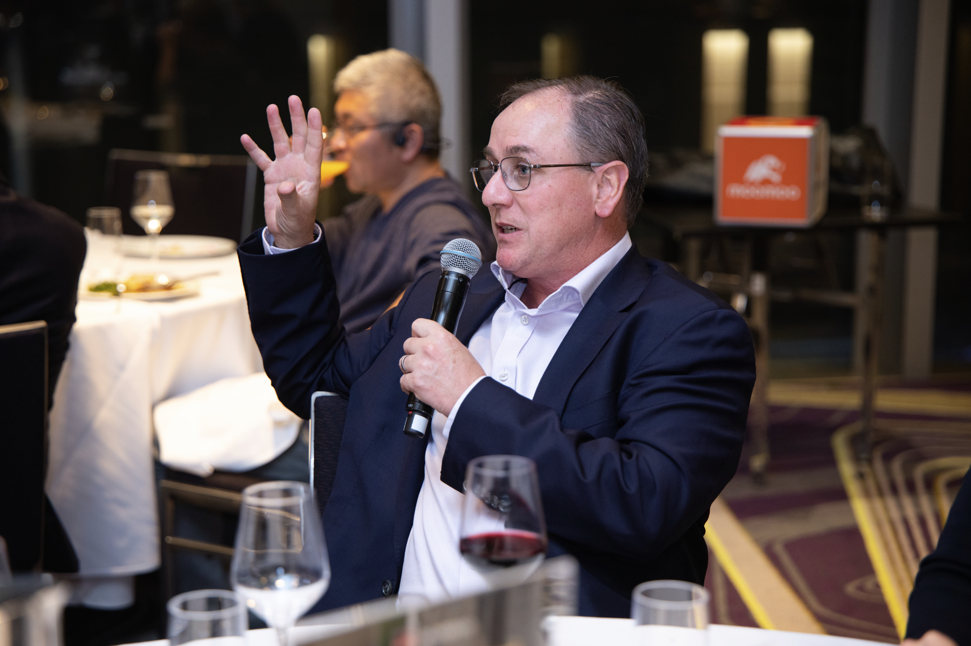 Investor's Table: ค่ำคืนแห่งการพูดคุยที่มีความหมาย