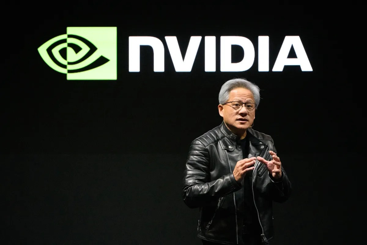 NVIDIA CEO Discusses the New Era of Physical AI! What Are th